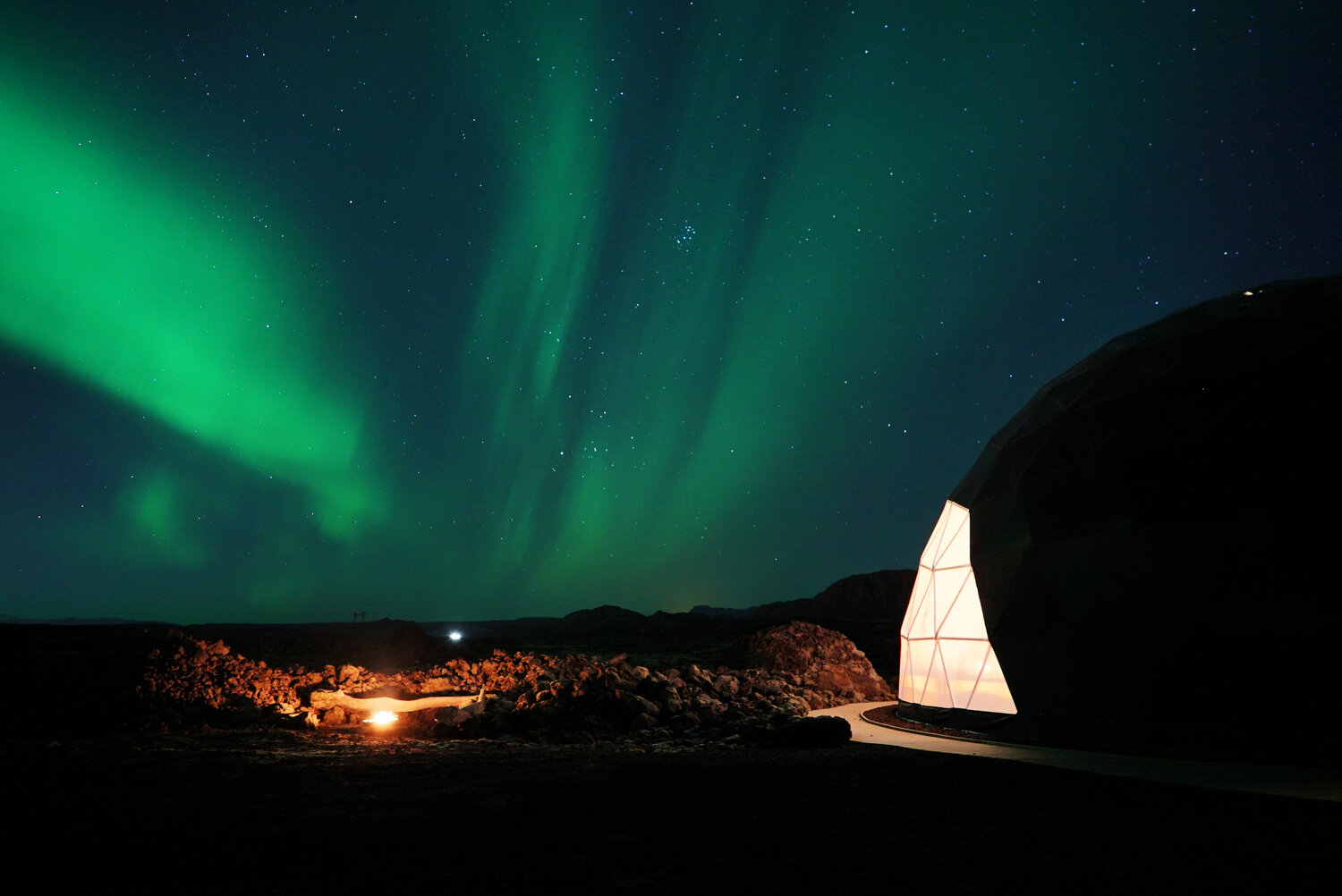 Beautiful Northern lights outside of the Aurora Basecamp in Iceland
