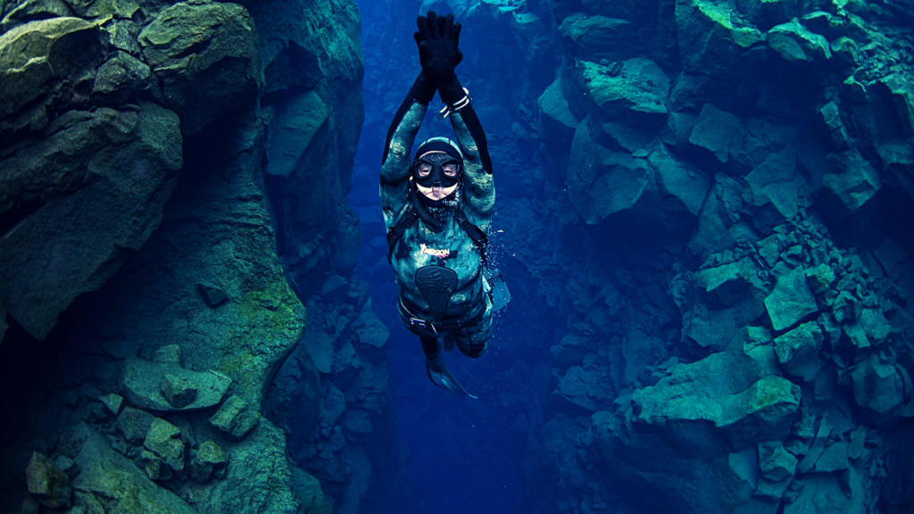 Private Silfra freedive tour, Iceland