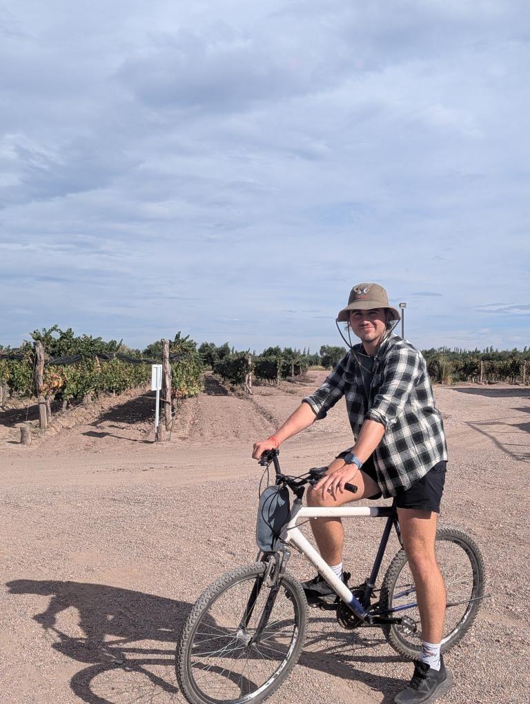 alex-totir-biking.jpg
