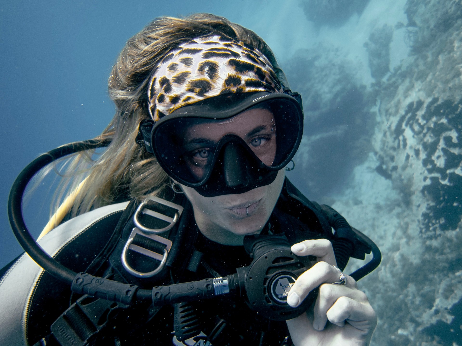 denise-diving.jpg