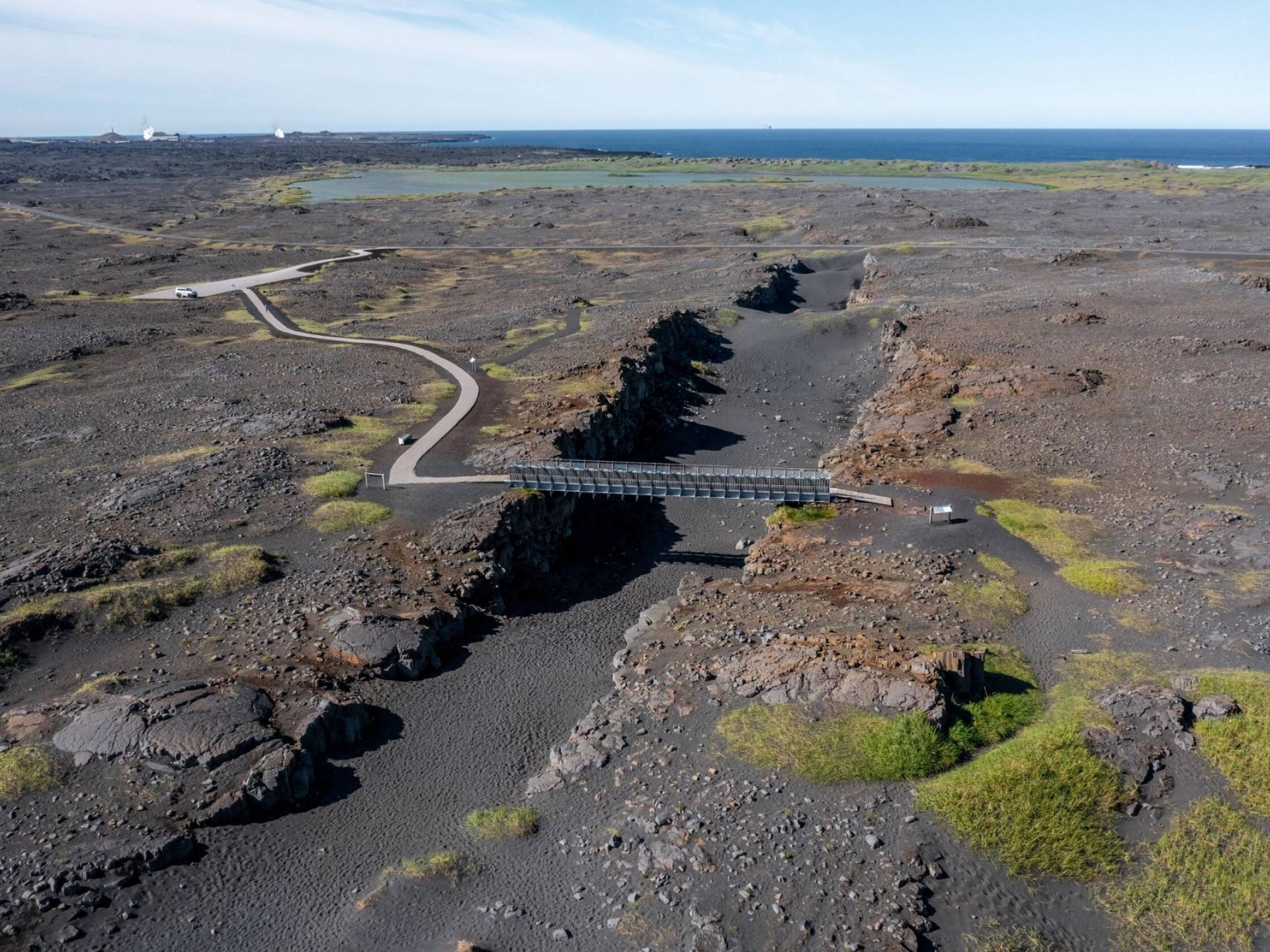 web-large-bridge-between-continents-media-kit-60.jpg