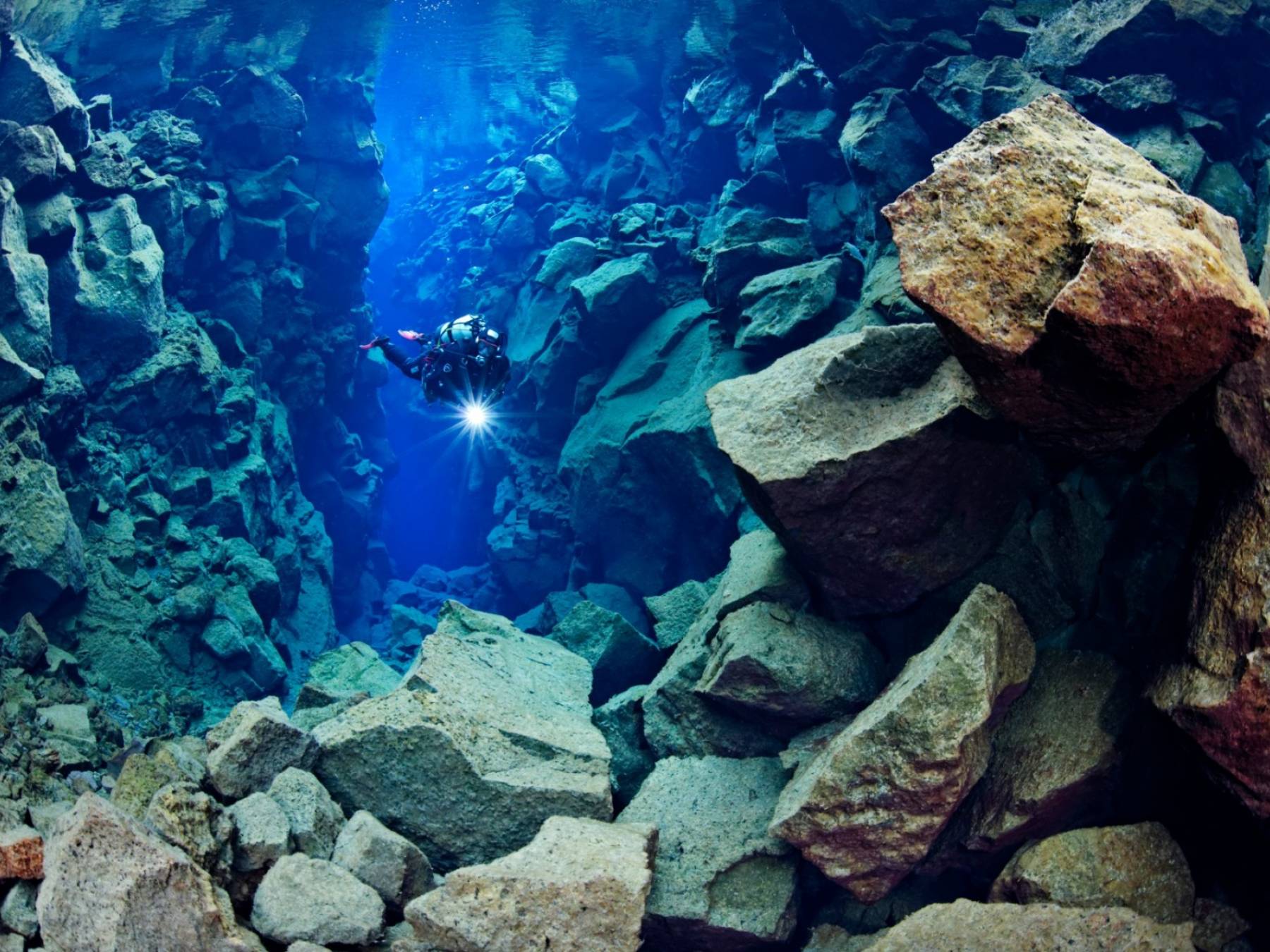 diving-silfra-iceland-tour-gift-card.jpg