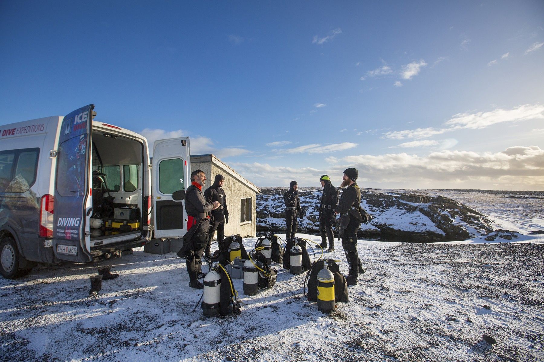 PADI Dry Suit Course & Silfra Diving Tour in 2 Days DIVE.IS Iceland