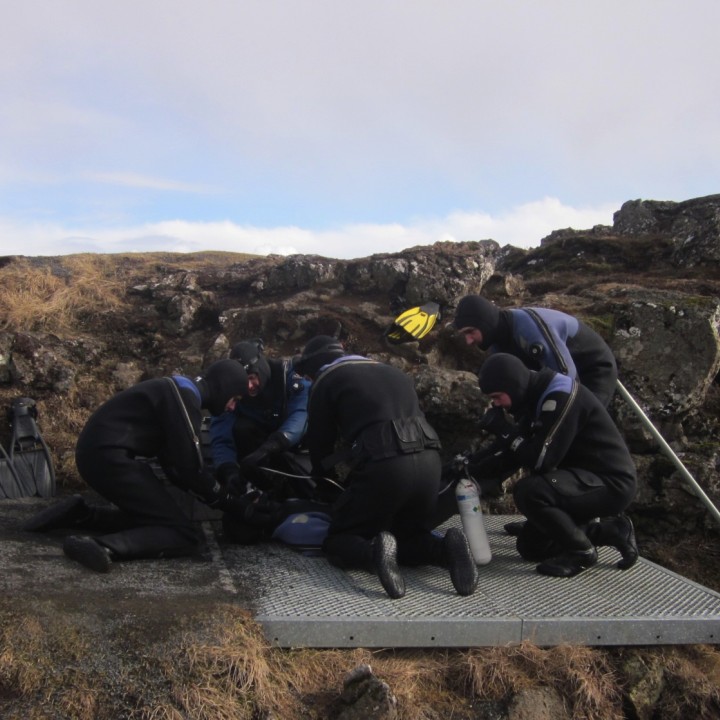 five-divers-cpr-at-silfra-stairs-720x720.jpg