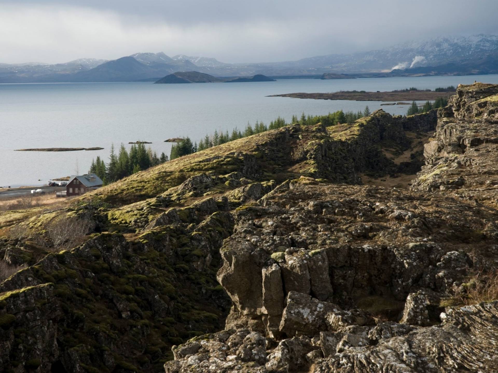 Lake Thingvallavatn at Thingvellir National Park in Iceland