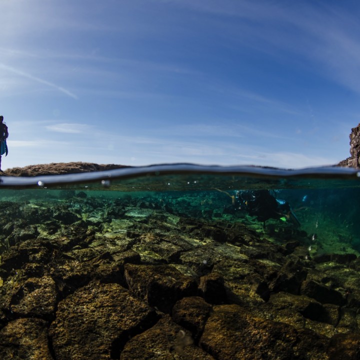 bjarnagja-diving-tour-with-diveis-iceland-720x720.jpg