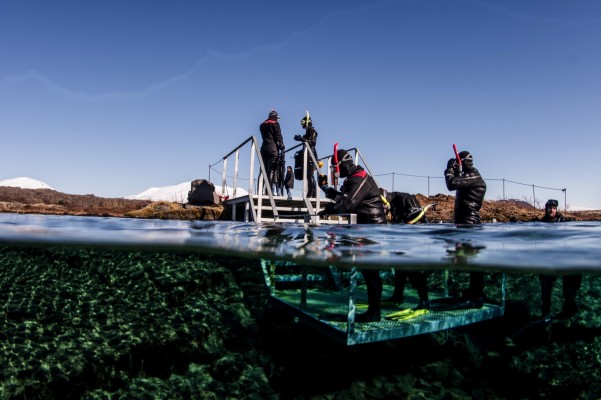 Split view at the exit platform in Silfra Lagoon