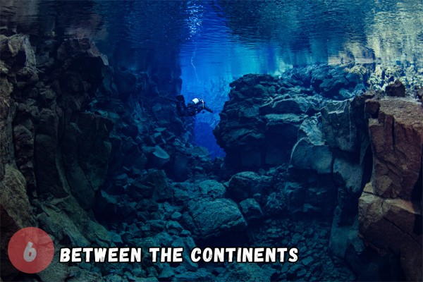 Dive between the continents.