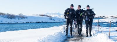 happy-divers-walking-from-exit-platform-after-dive-in-silfra-iceland-dive-is-400x146-q80 happy-divers-walking-from-exit-platform-after-dive-in-silfra-iceland-dive-is-400x146-q80.jpg