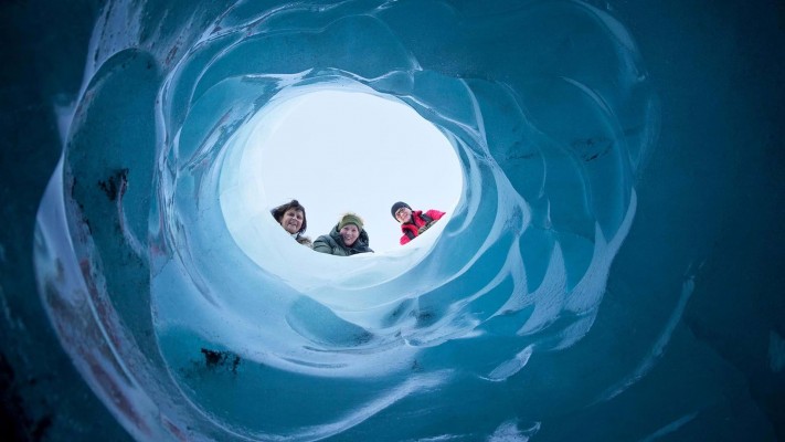 ice-cave-711x400.jpg