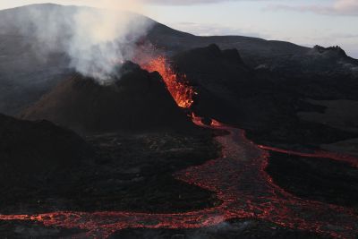 visit-the-active-volcano-in-iceland-400x267-q80 visit-the-active-volcano-in-iceland-400x267-q80.jpg